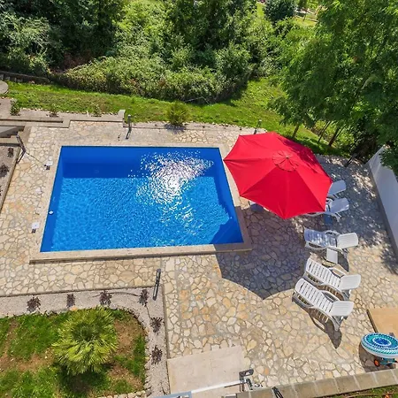 Villa Vila Theodor - Josip *